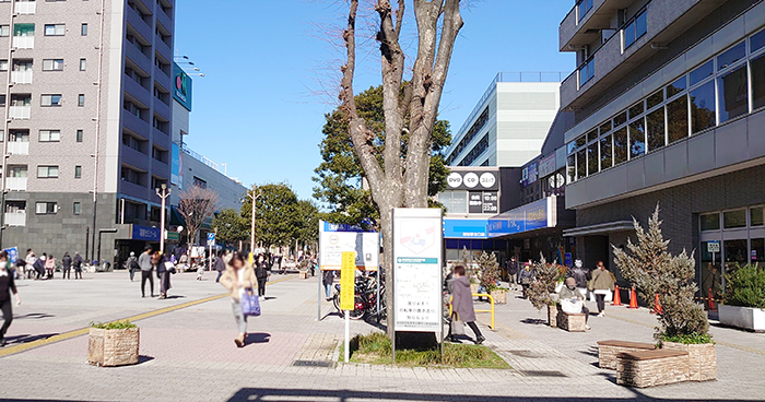 相鉄本線 瀬谷駅北口広場